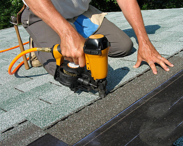 Best Roof Gutter Cleaning  in Hudson, PA